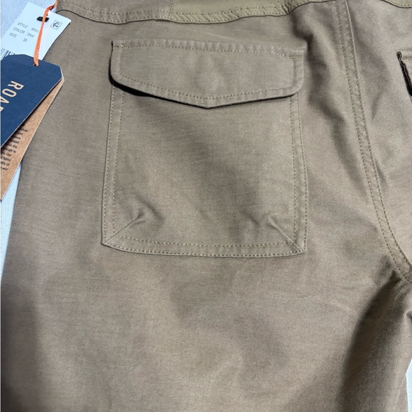 Men’s Roark Layover Traveler Pants Military Green Draw String Size 30 NWT - Picture 11 of 15